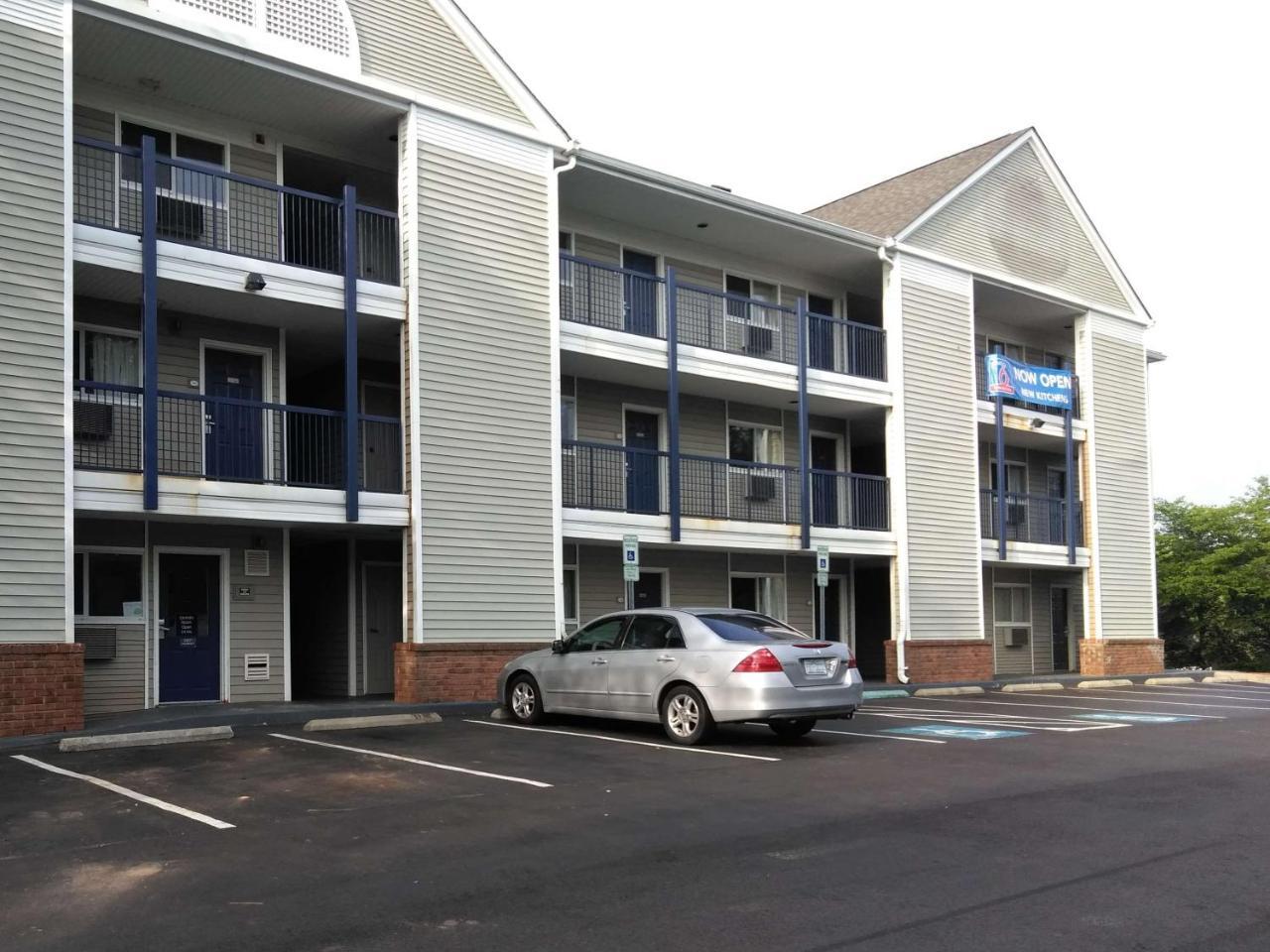 Motel 6-Greensboro, Nc - I-40 Экстерьер фото